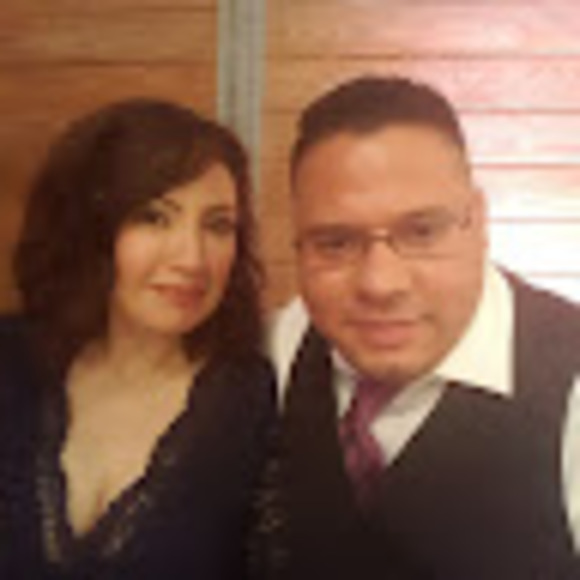 Meet your Posher, Carlos - Picture 1 of 1